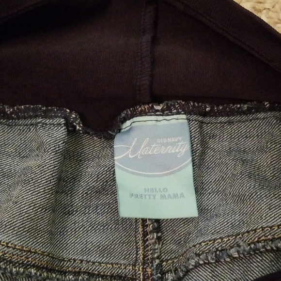 Old Navy Maternity Jeans - Picture 7 of 8
